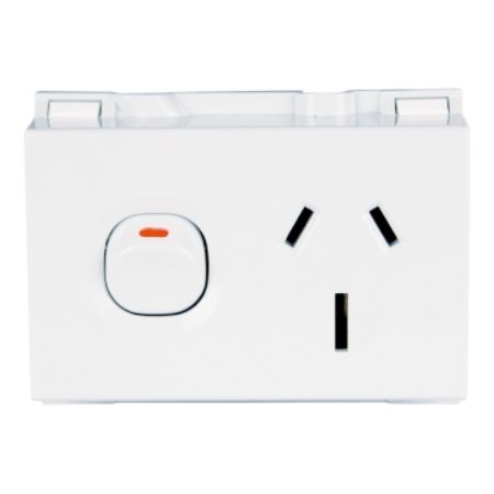 Picture of Clipsal MAX4, Switched Socket outlet DIN Mounted 1 Gang 15 A 250 V 3 pin 4 module double pole