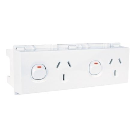 Picture of Clipsal MAX4, Switched Socket outlet DIN Mounted 2 Gang 10 A 250 V 3 pin 8 module double pole